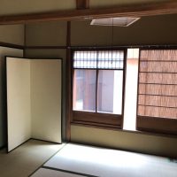 離れ手前の居室